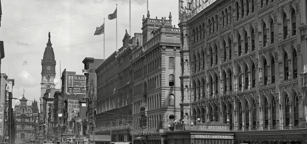A 1905 photo of Market Street in Philadelphia